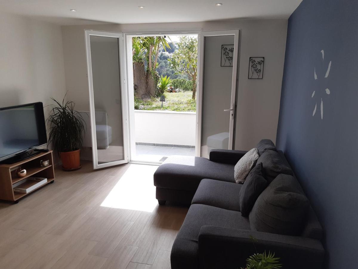 Appartement 3 Pieces Dans Villa Individuelle Falicon Zewnętrze zdjęcie